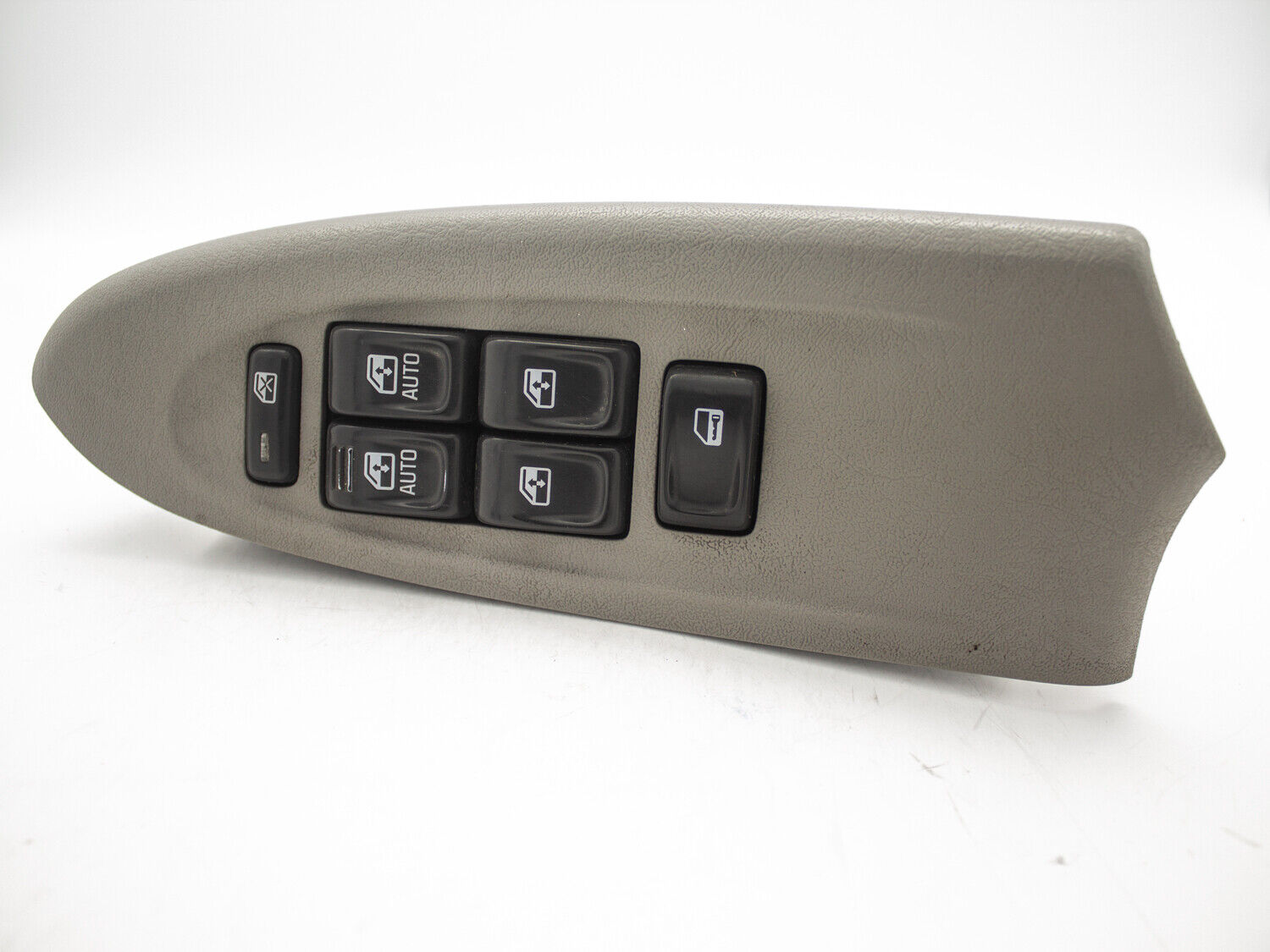 Chevy trailblazer OEM Driver Left Hand Side Power Master Window Switch Control