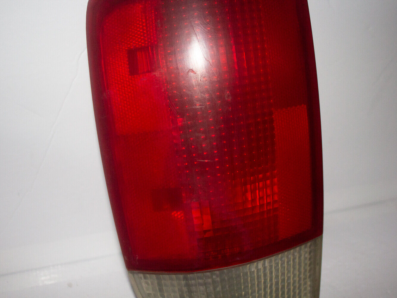 1x Used GM Jimmy Blazer Outer Rear LH Left Hand Driver Side Tail Light Lamp