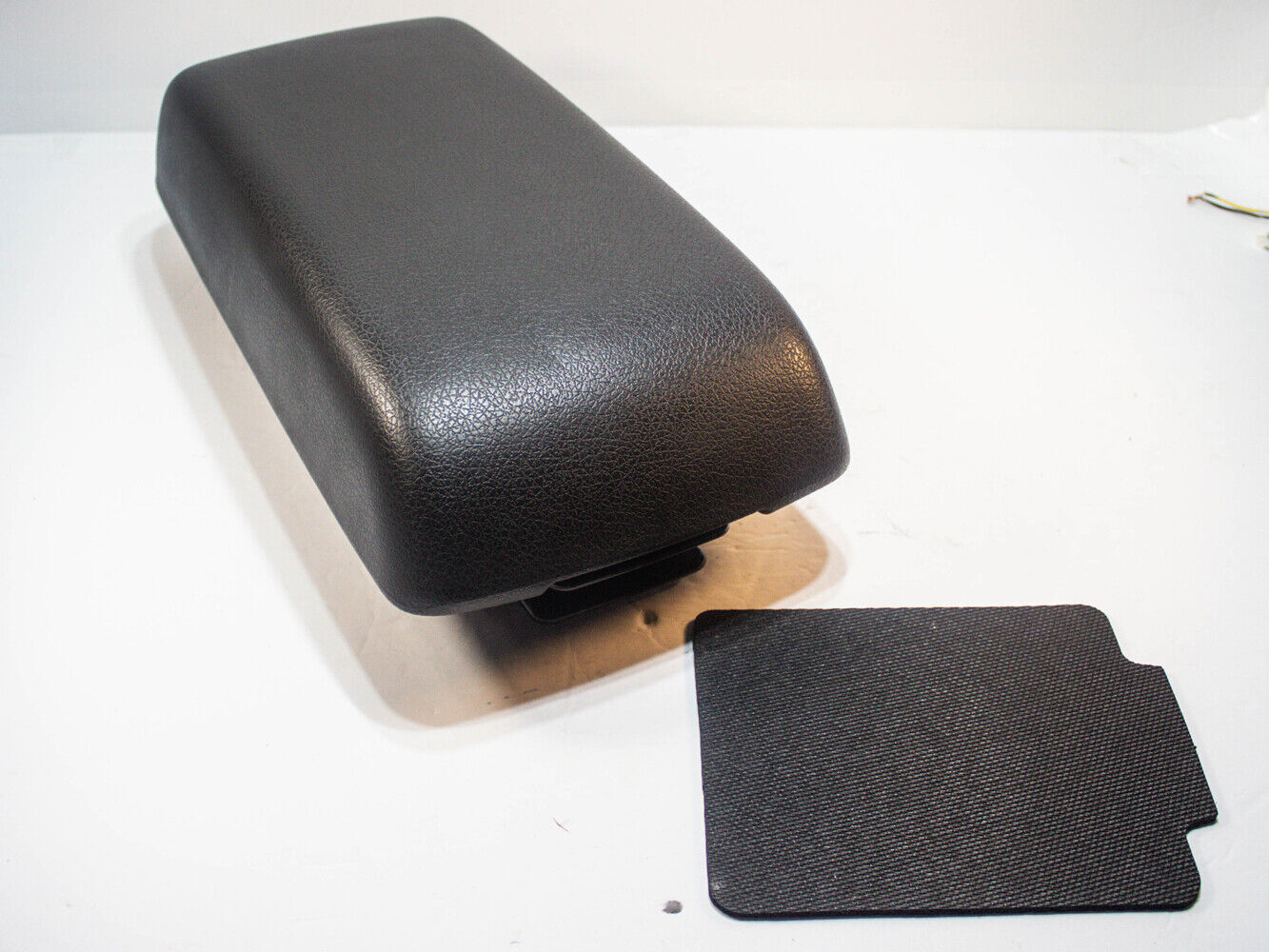 Used OEM Center Armrest Arm Rest Storage Compartment Console Lid For Ford Fusion